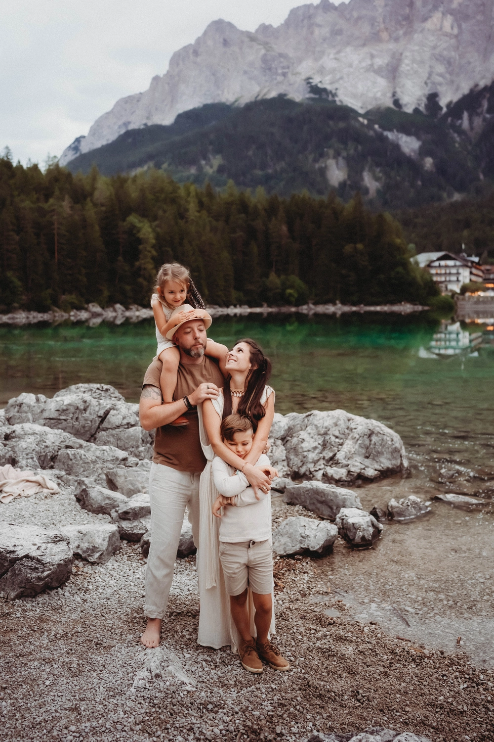 Antonia Orologio, Familienfotografie