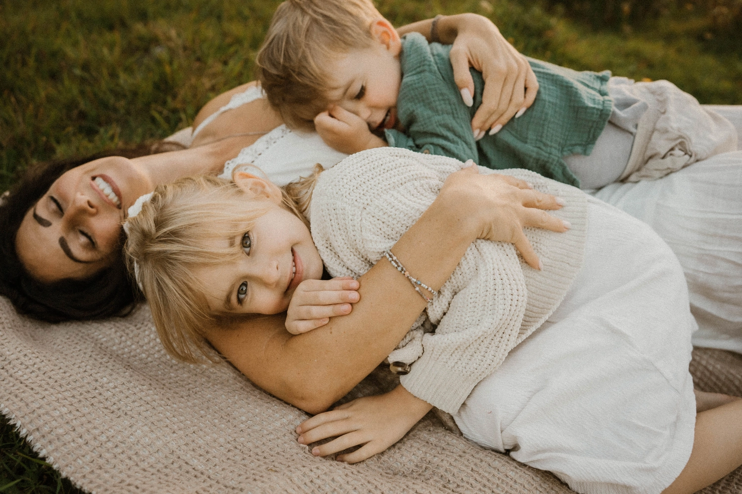 Antonia Orologio, Vivienne, Elenor & Arlo, Mutterschaftsfotografie