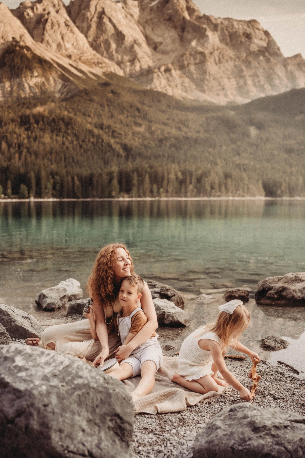 Antonia Orologio, Vivienne, Elenor & Arlo, Mutterschaftsfotografie
