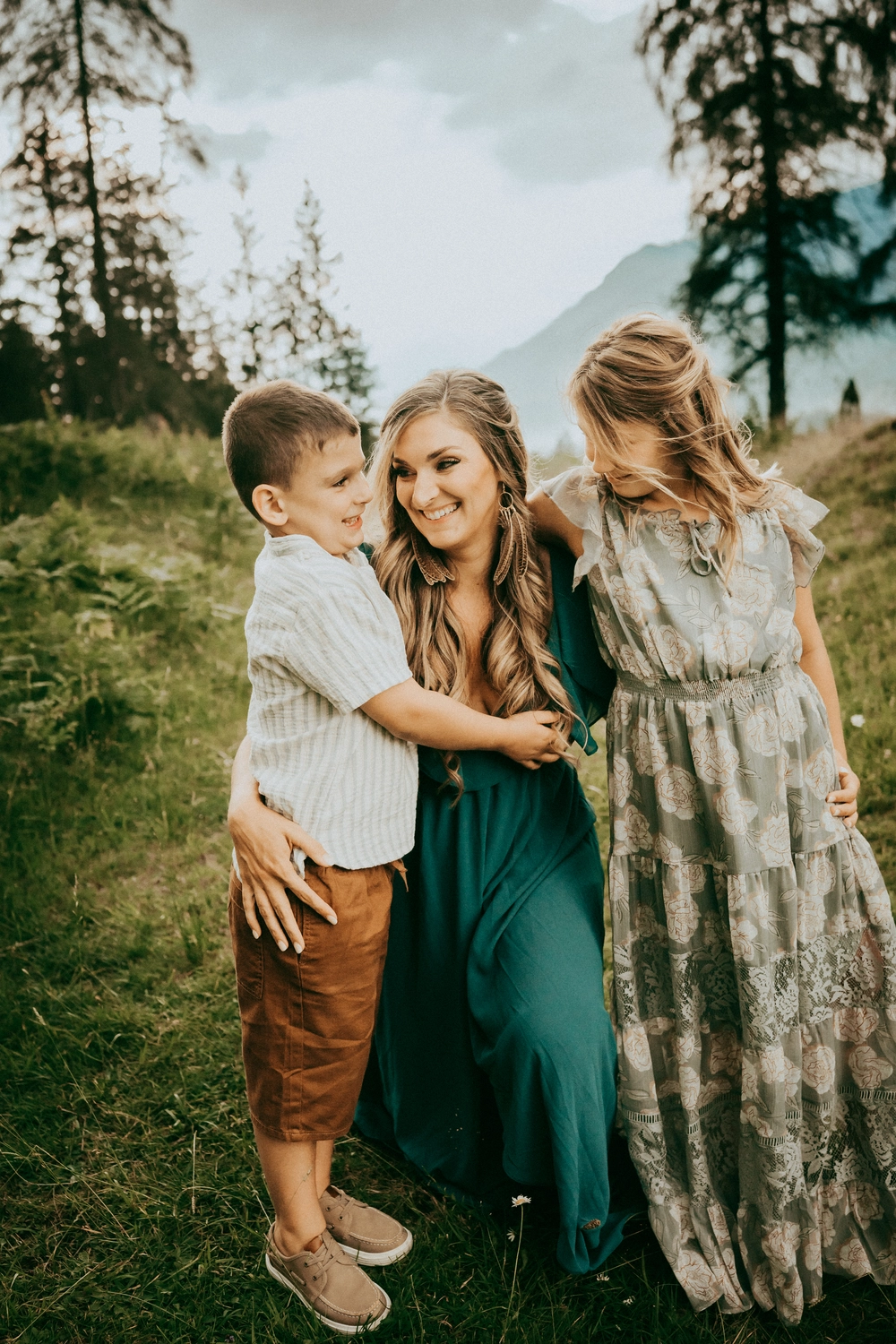 Antonia Orologio, Moana Eibsee, and family photography
