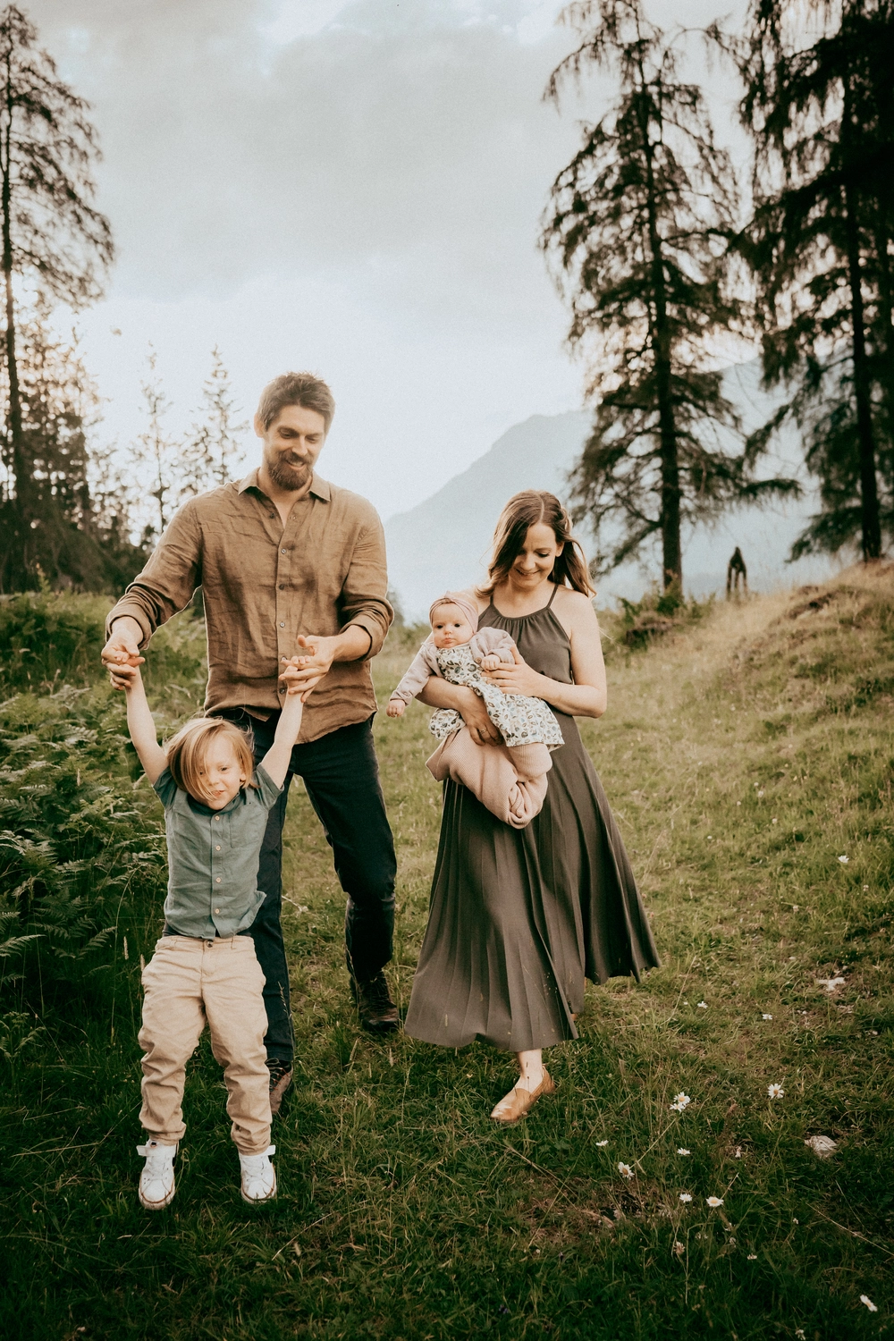 Antonia Orologio, Moana Eibsee, and family photography