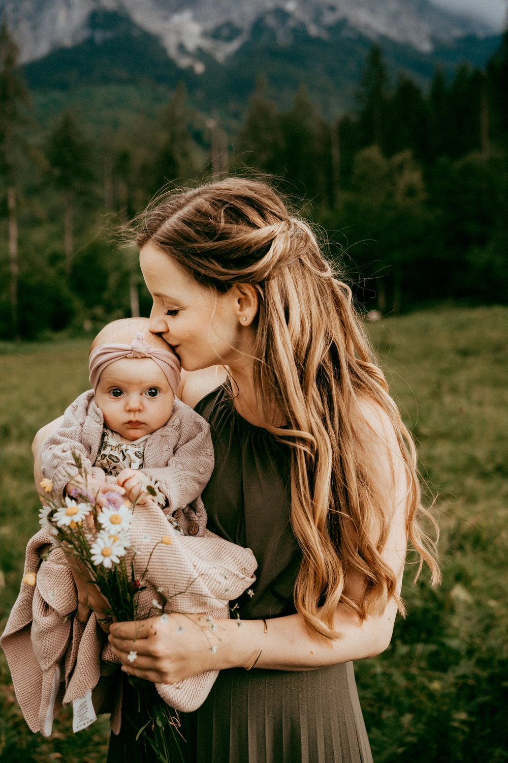 Antonia Orologio, Moana Eibsee, and family photography