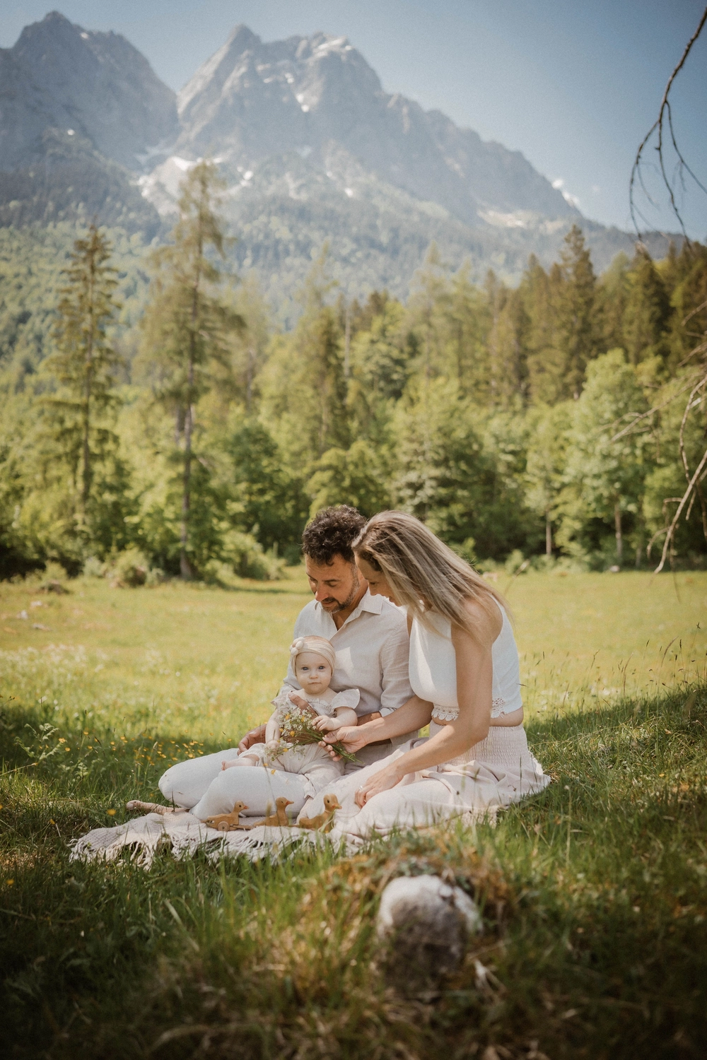 Antonia Orologio, Moana Eibsee, and family photography